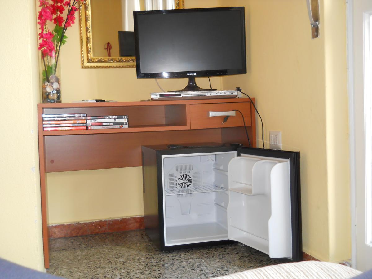 Al Relax Bed and Breakfast Cagliari Exteriör bild